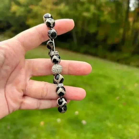 4/$50 Leopard  print gemstone beaded bracelet 7.5 inches - Picture 6 of 6